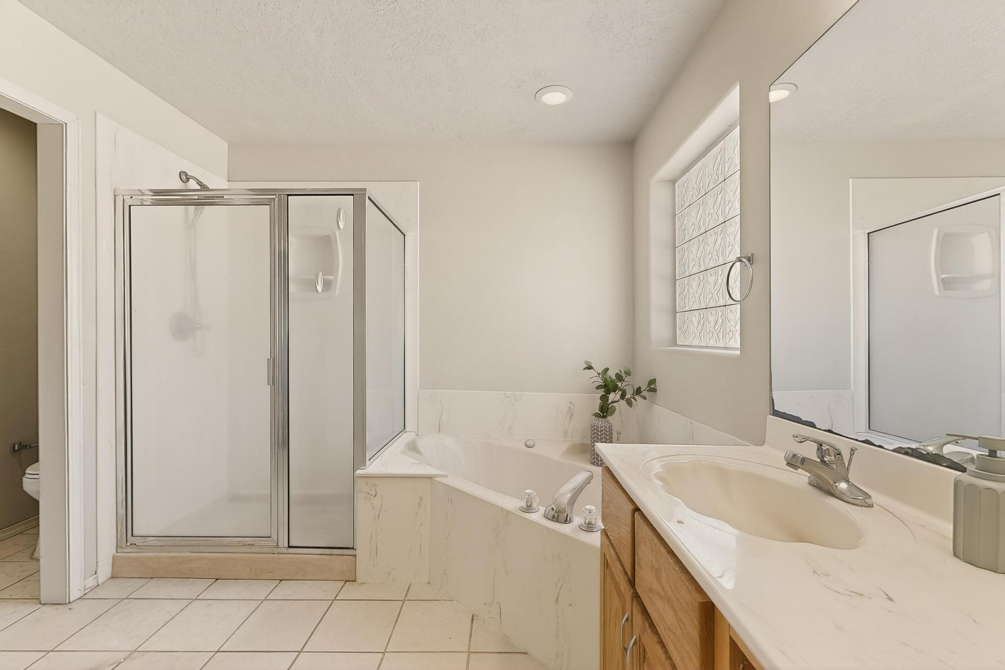 360 Don Carlos Avenue NE