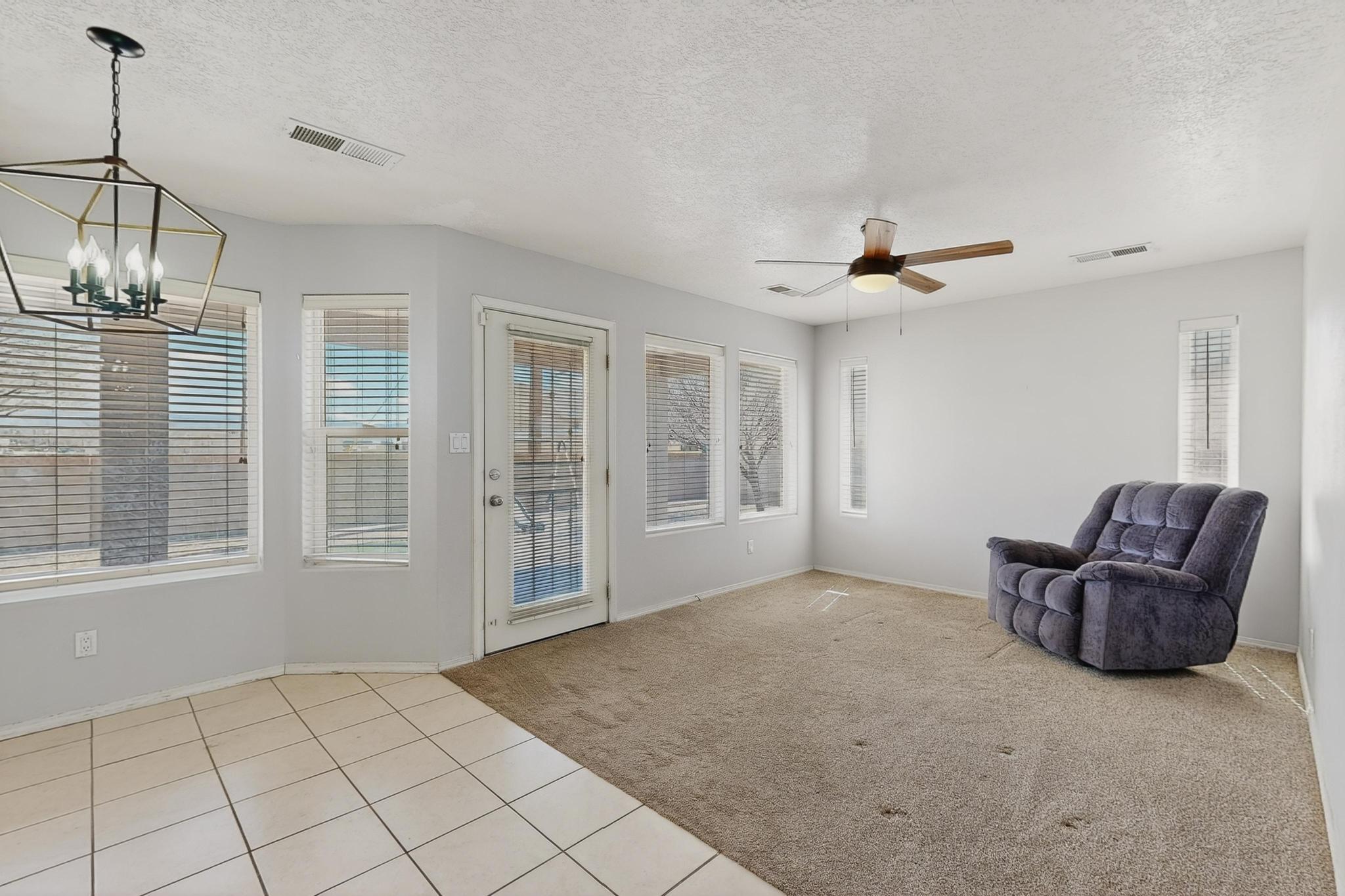 360 Don Carlos Avenue NE