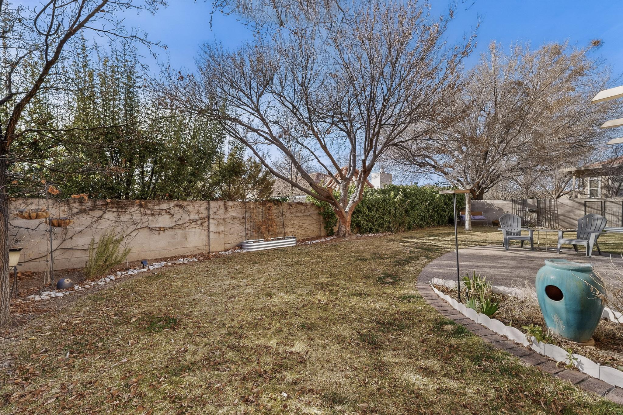 6119 Bancroft Court NE