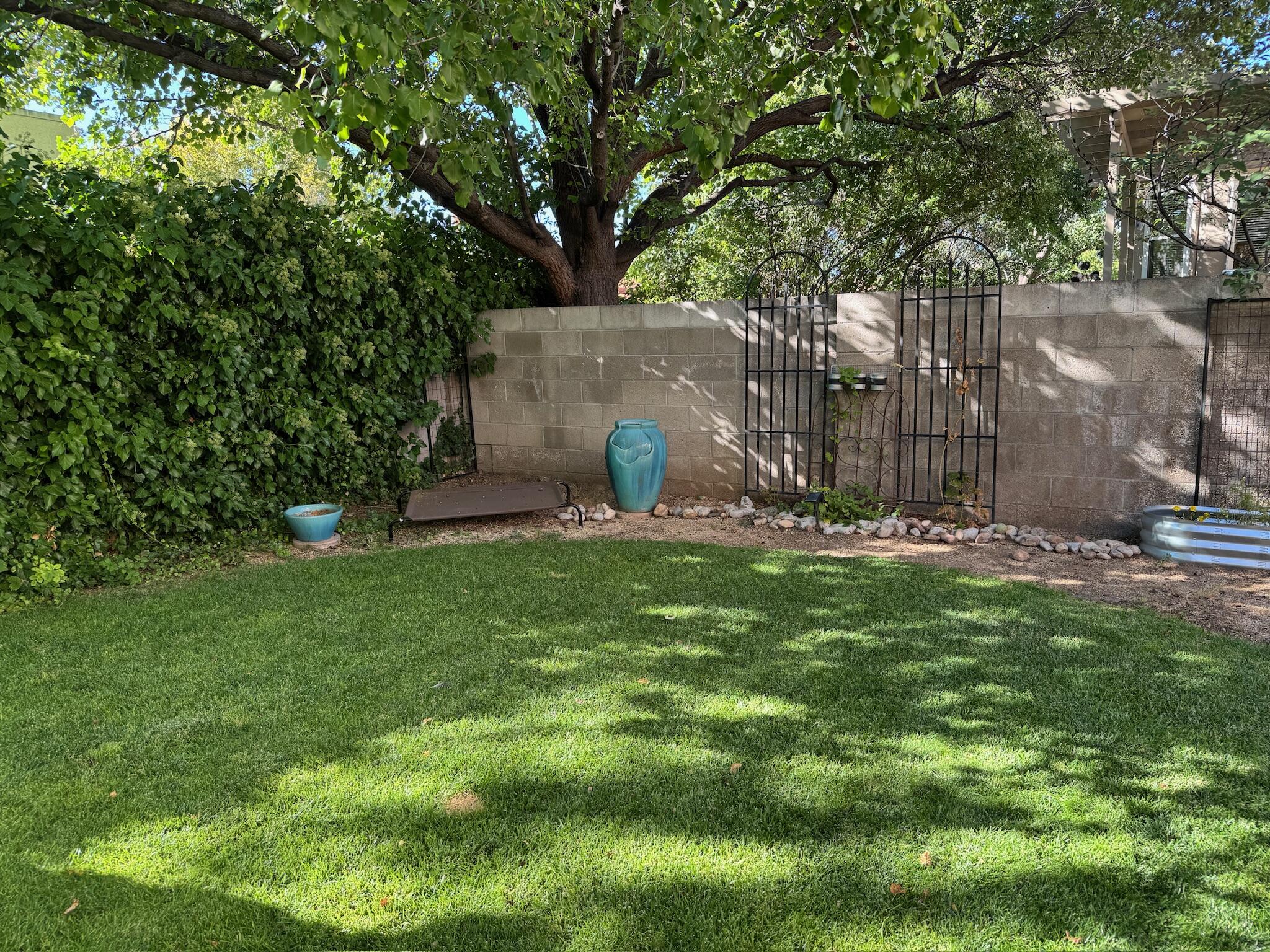 6119 Bancroft Court NE