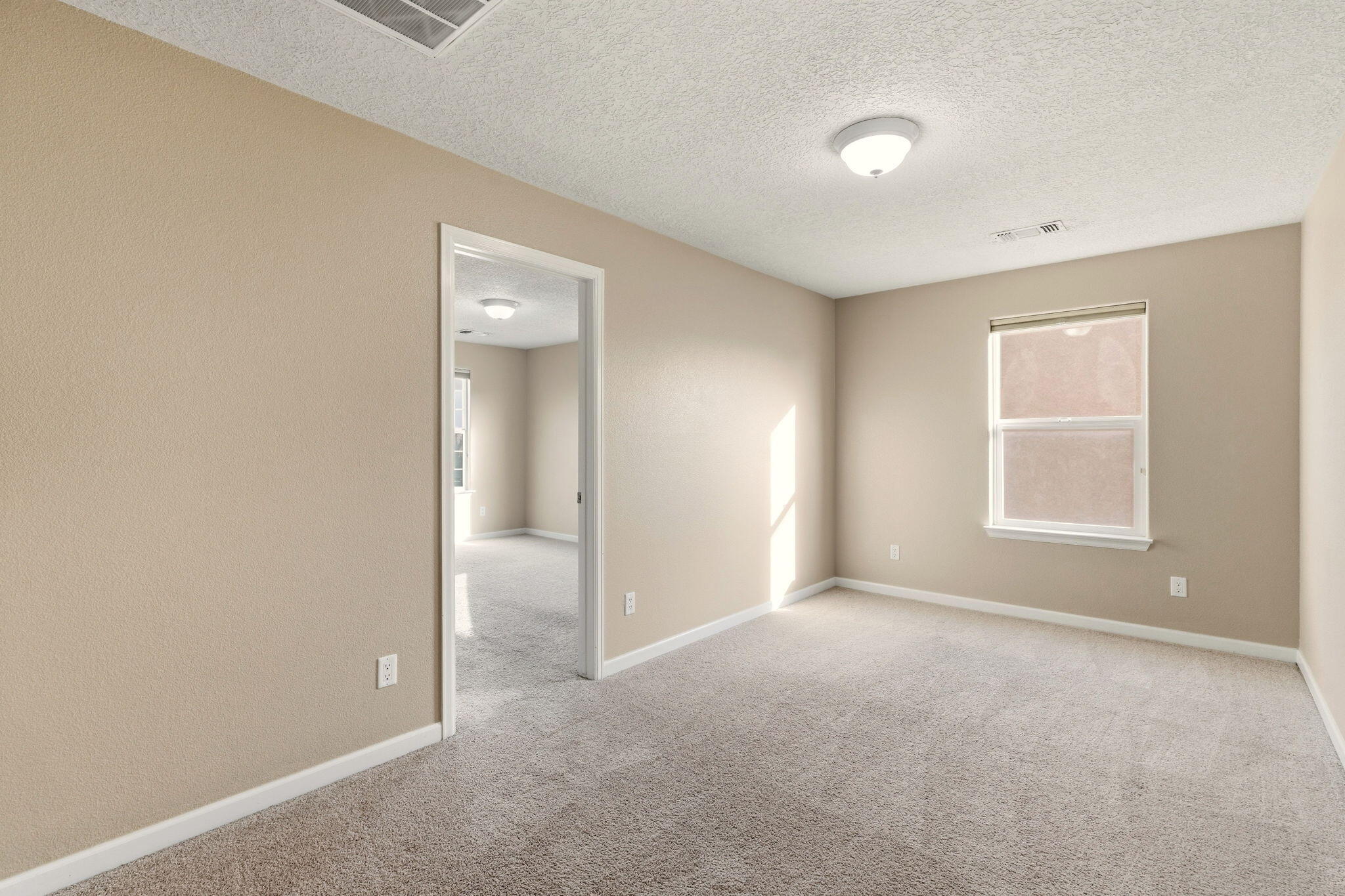213 Paseo Vista Loop NE