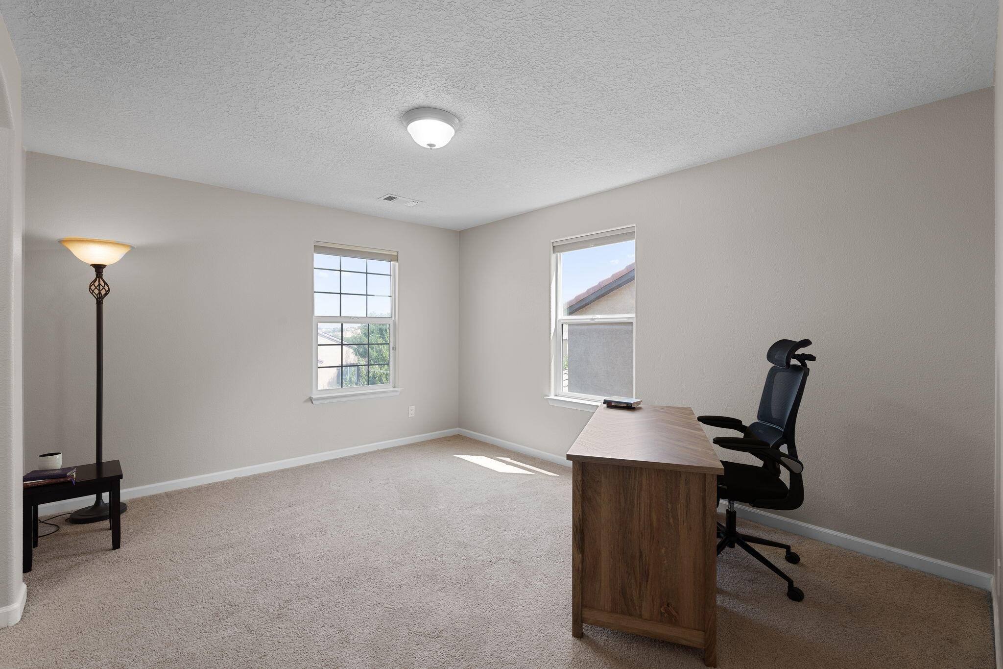 213 Paseo Vista Loop NE