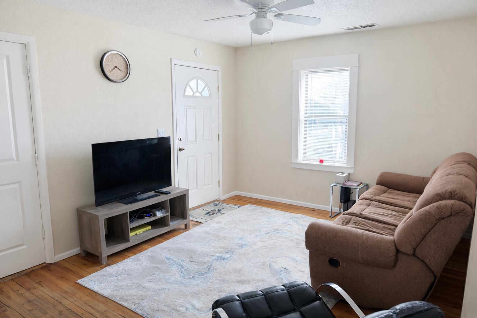 1609 Edith Boulevard SE