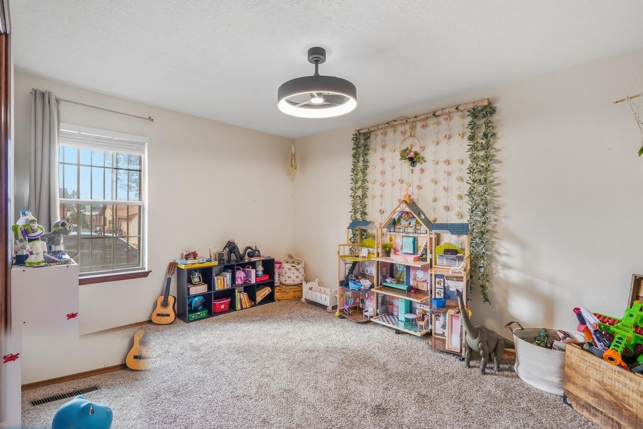 14205 Marquette Drive NE