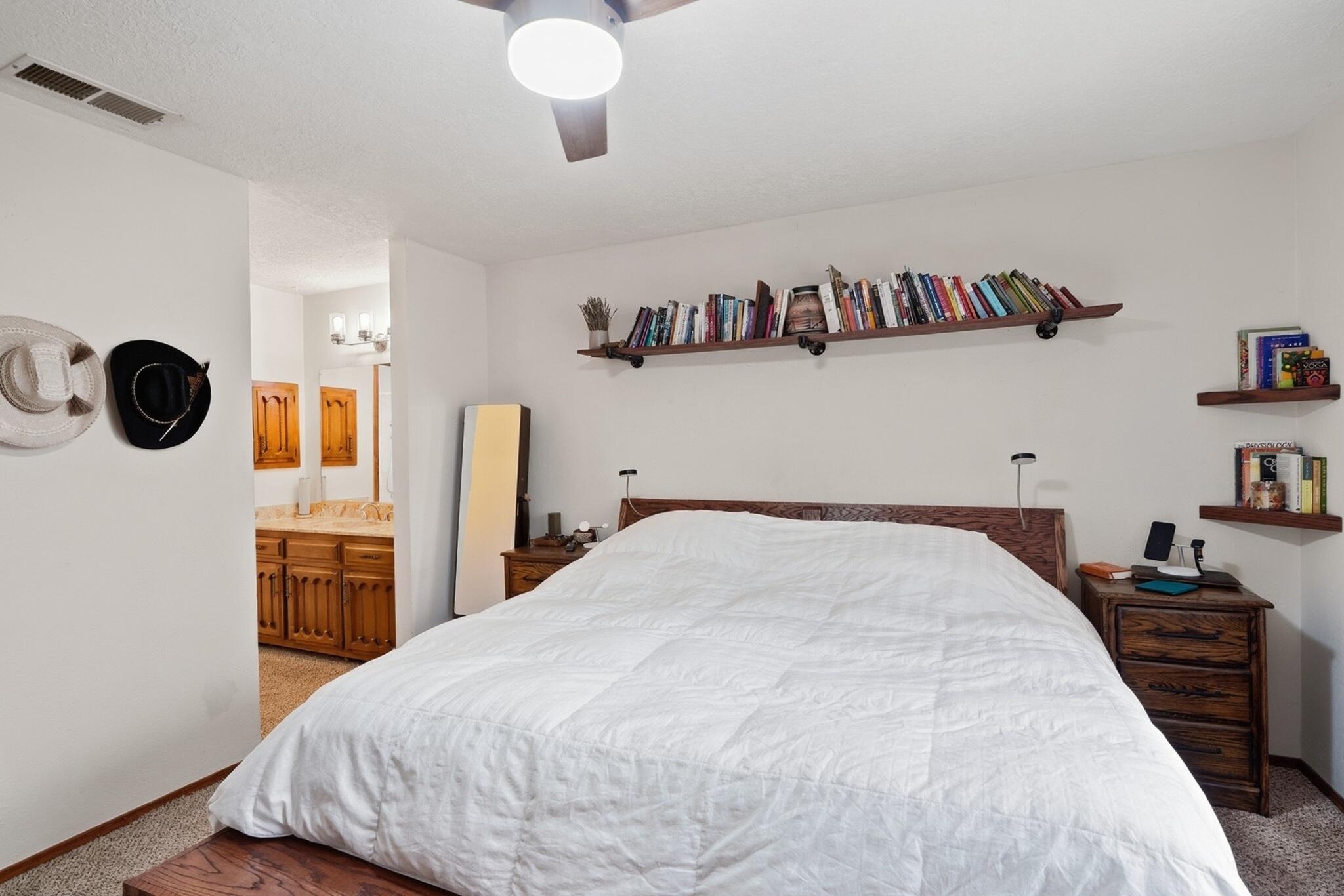 14205 Marquette Drive NE