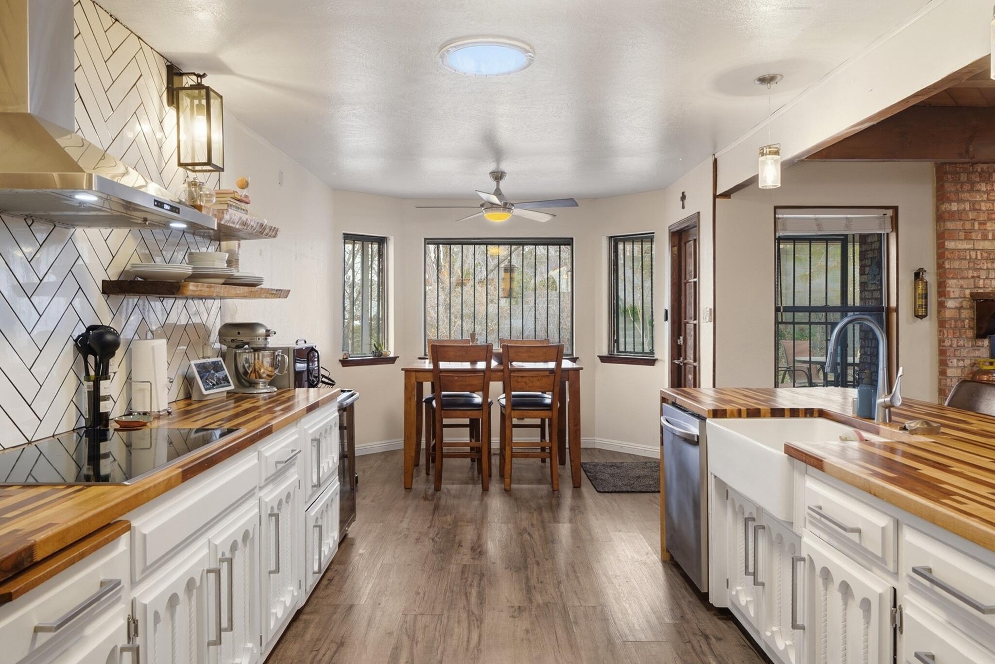 14205 Marquette Drive NE