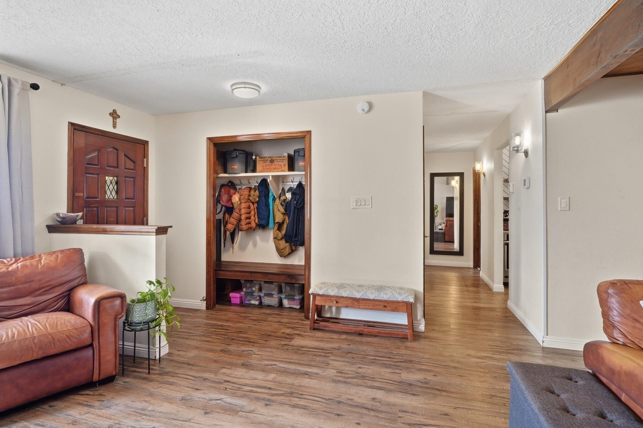 14205 Marquette Drive NE