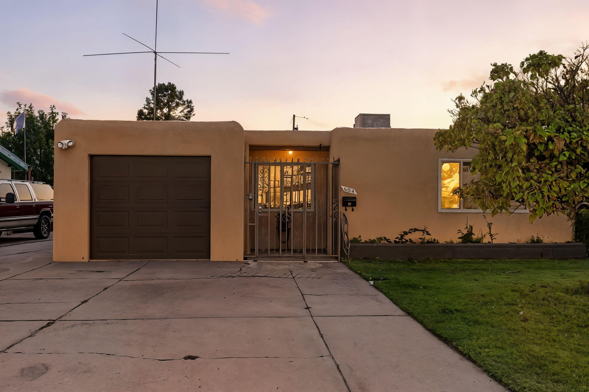 634 Gene Avenue NW