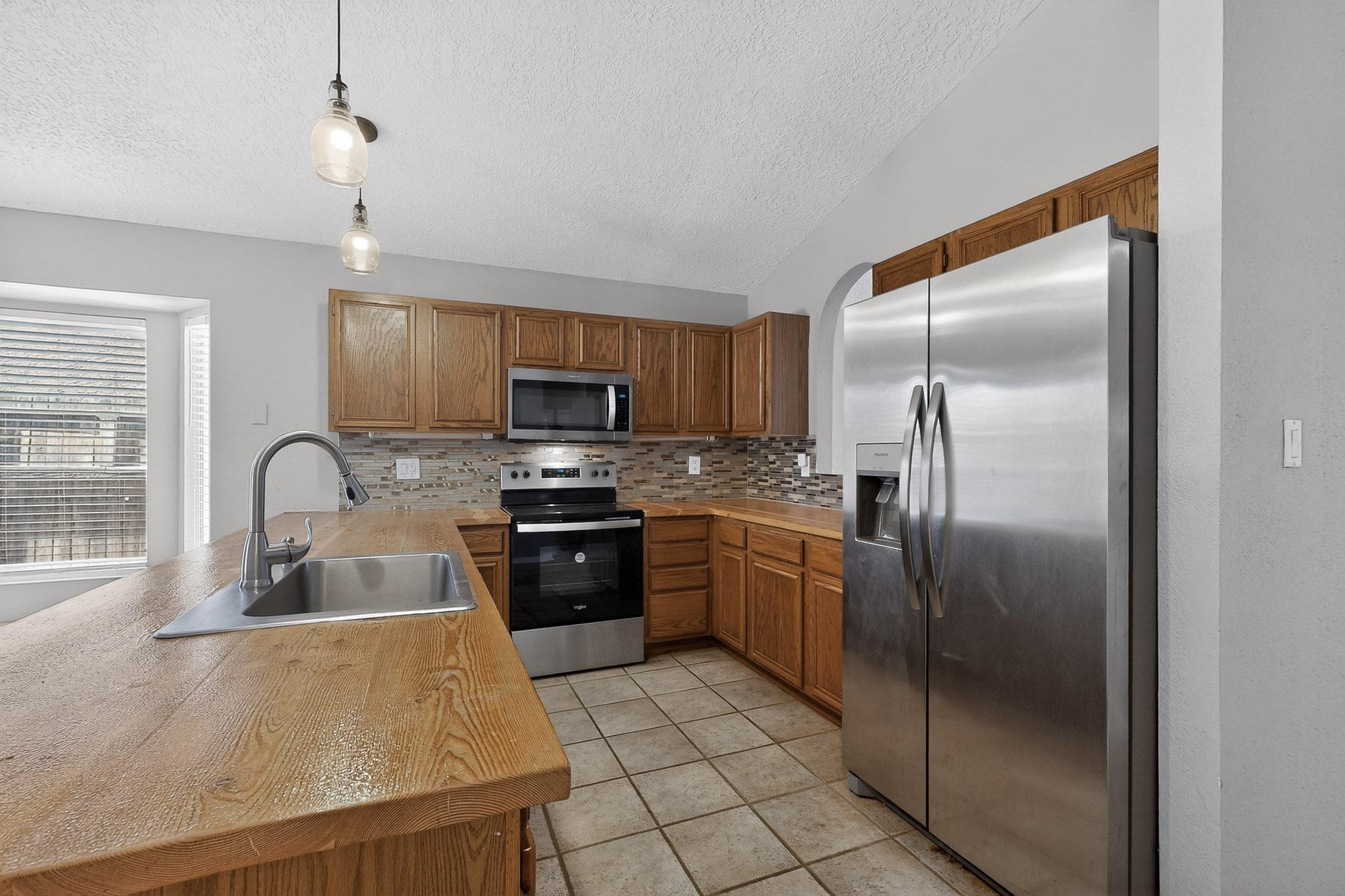 4608 Homestead Trail NW