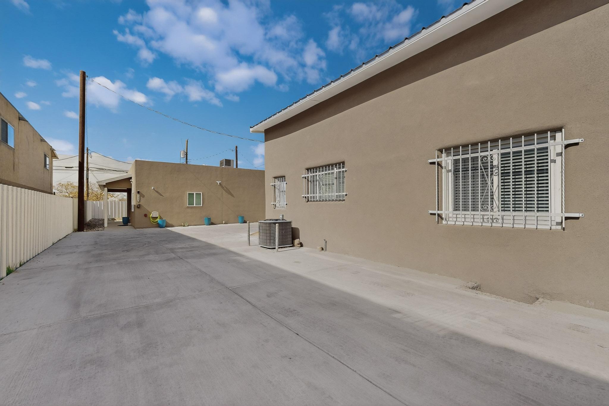 321 Columbia Drive SE