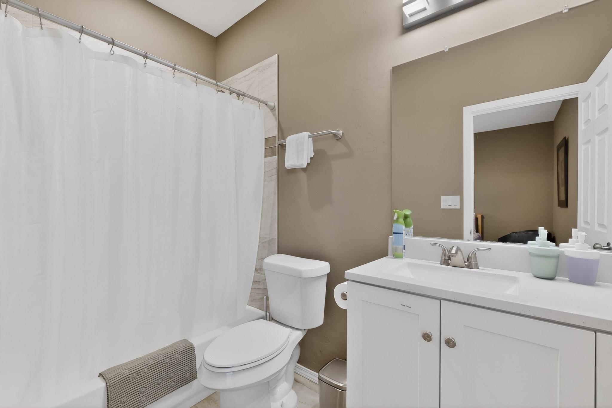 321 Columbia Drive SE