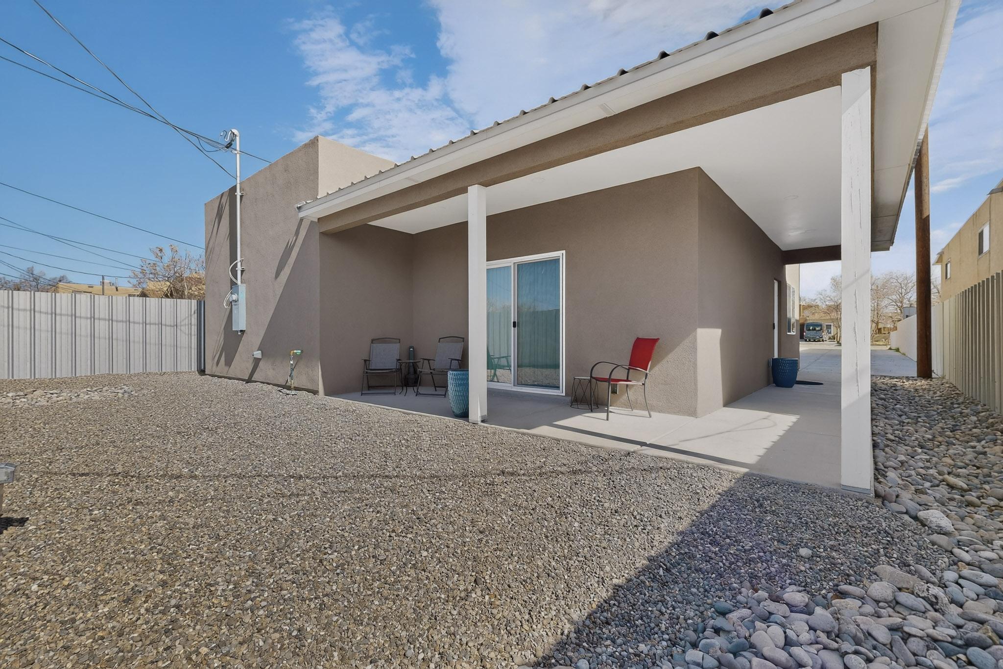 321 Columbia Drive SE