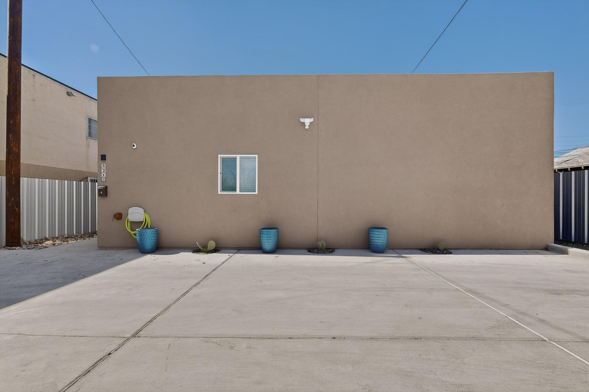 321 Columbia Drive SE