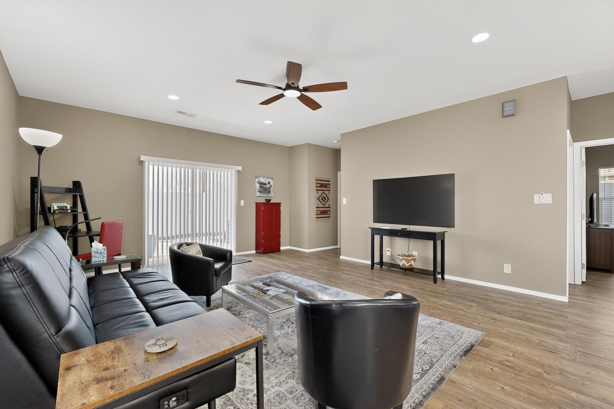 321 Columbia Drive SE