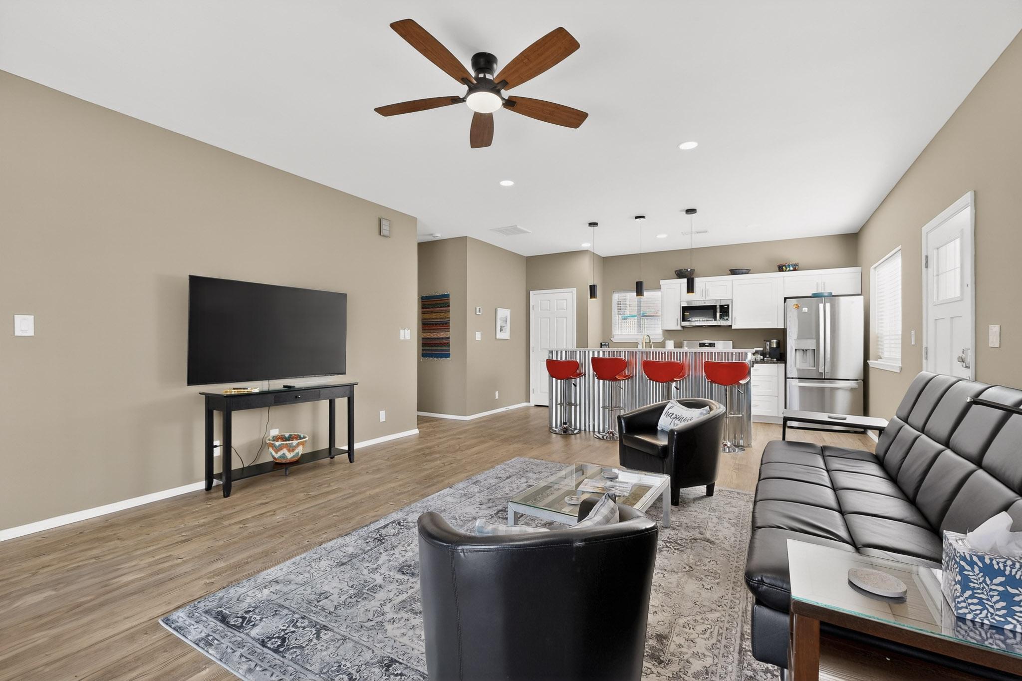 321 Columbia Drive SE