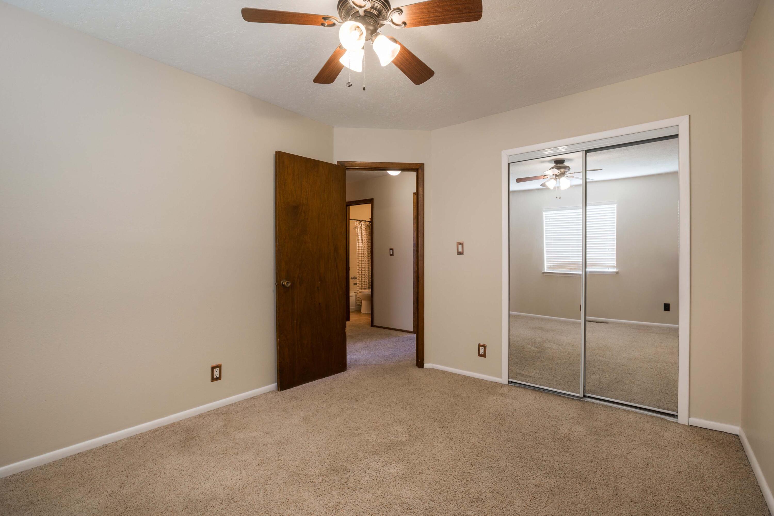 10816 Lowe Street NE