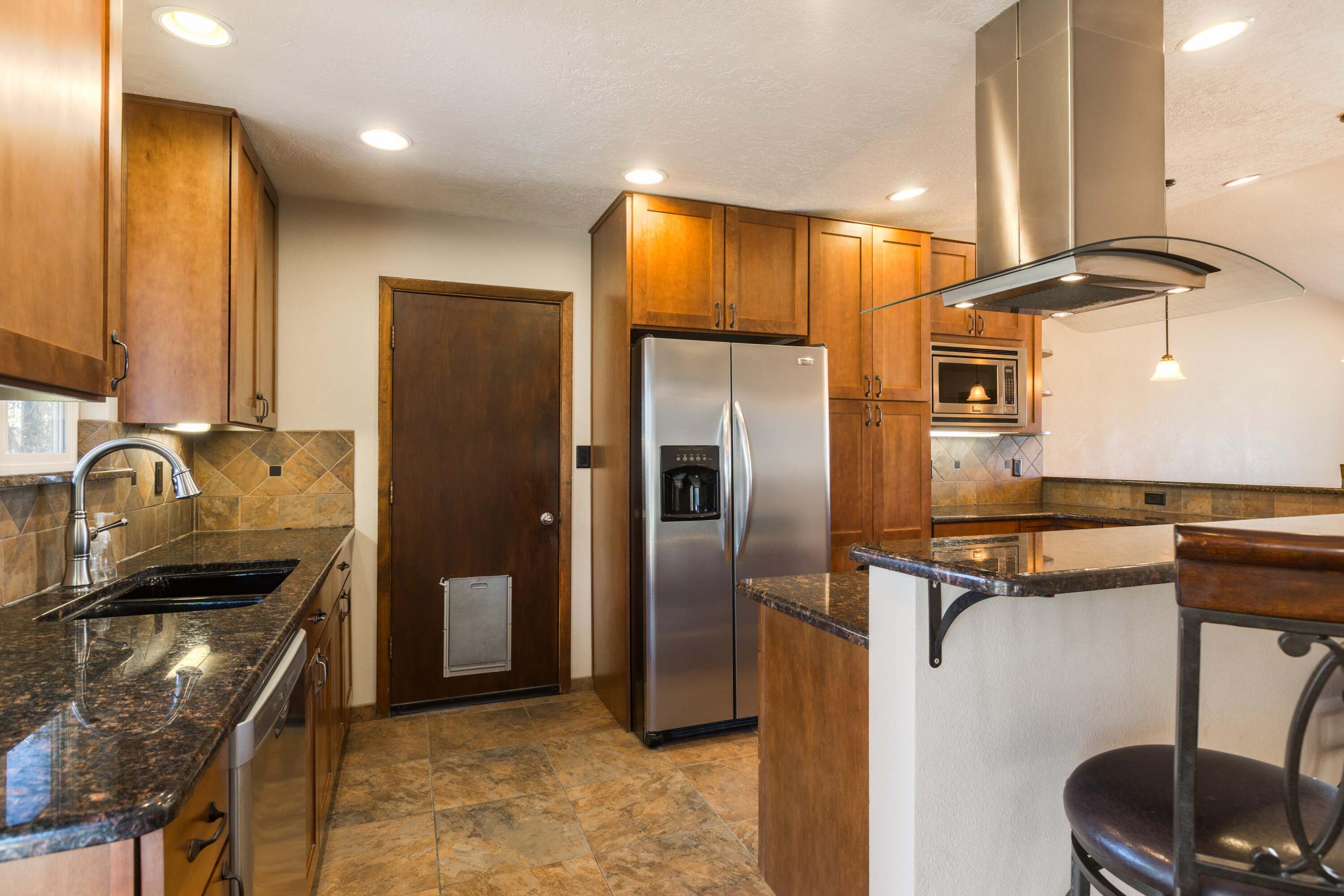 10816 Lowe Street NE