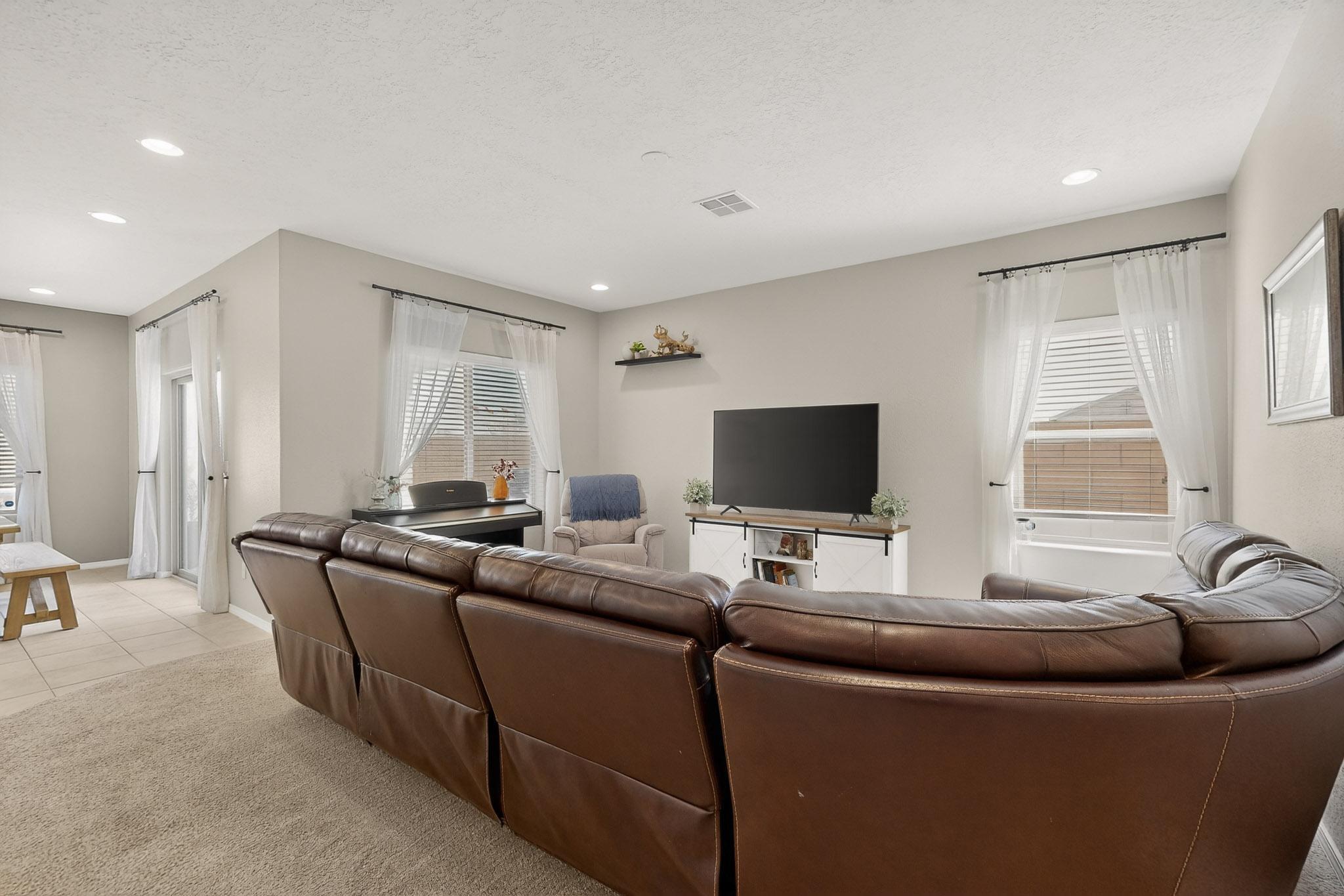 115 Prism Avenue SW