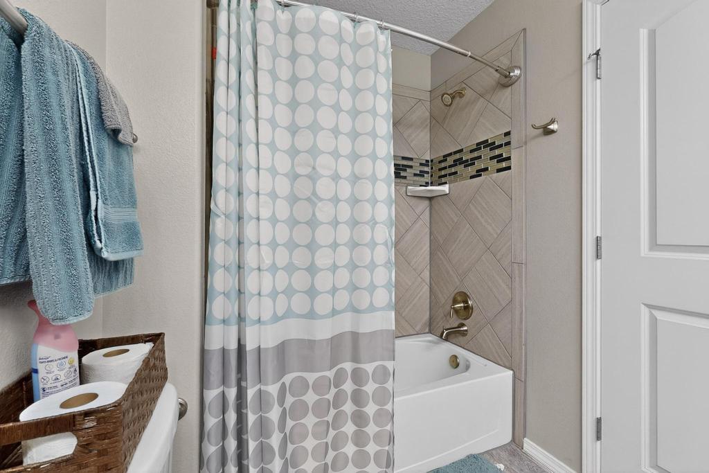 860 Firewheel Loop SW