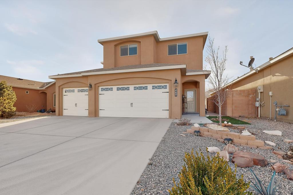 860 Firewheel Loop SW