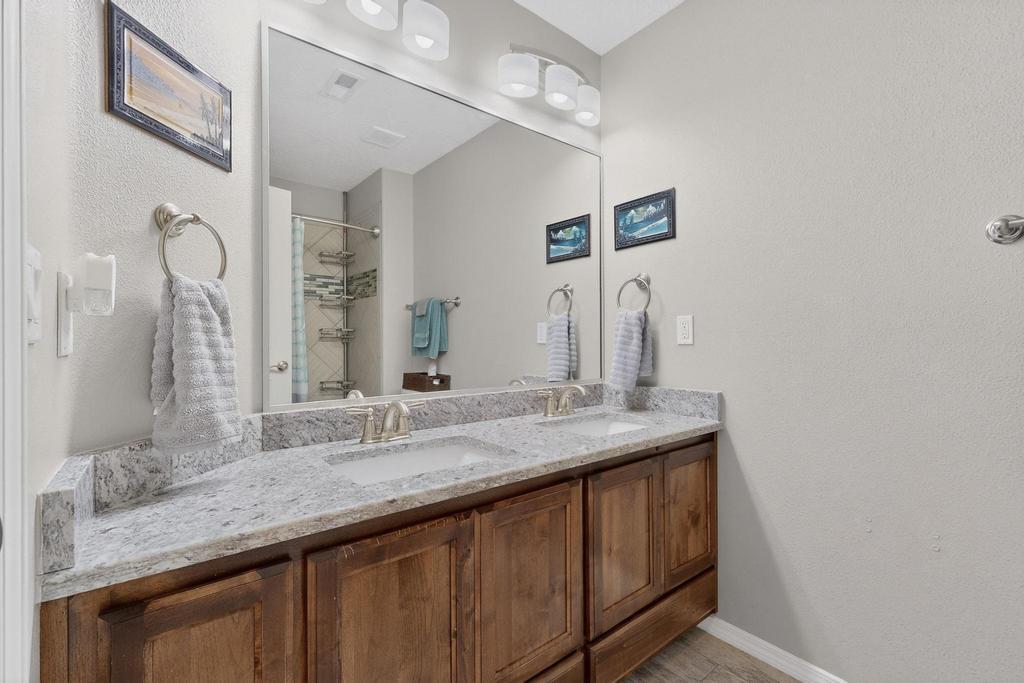 860 Firewheel Loop SW