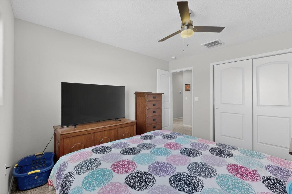 860 Firewheel Loop SW