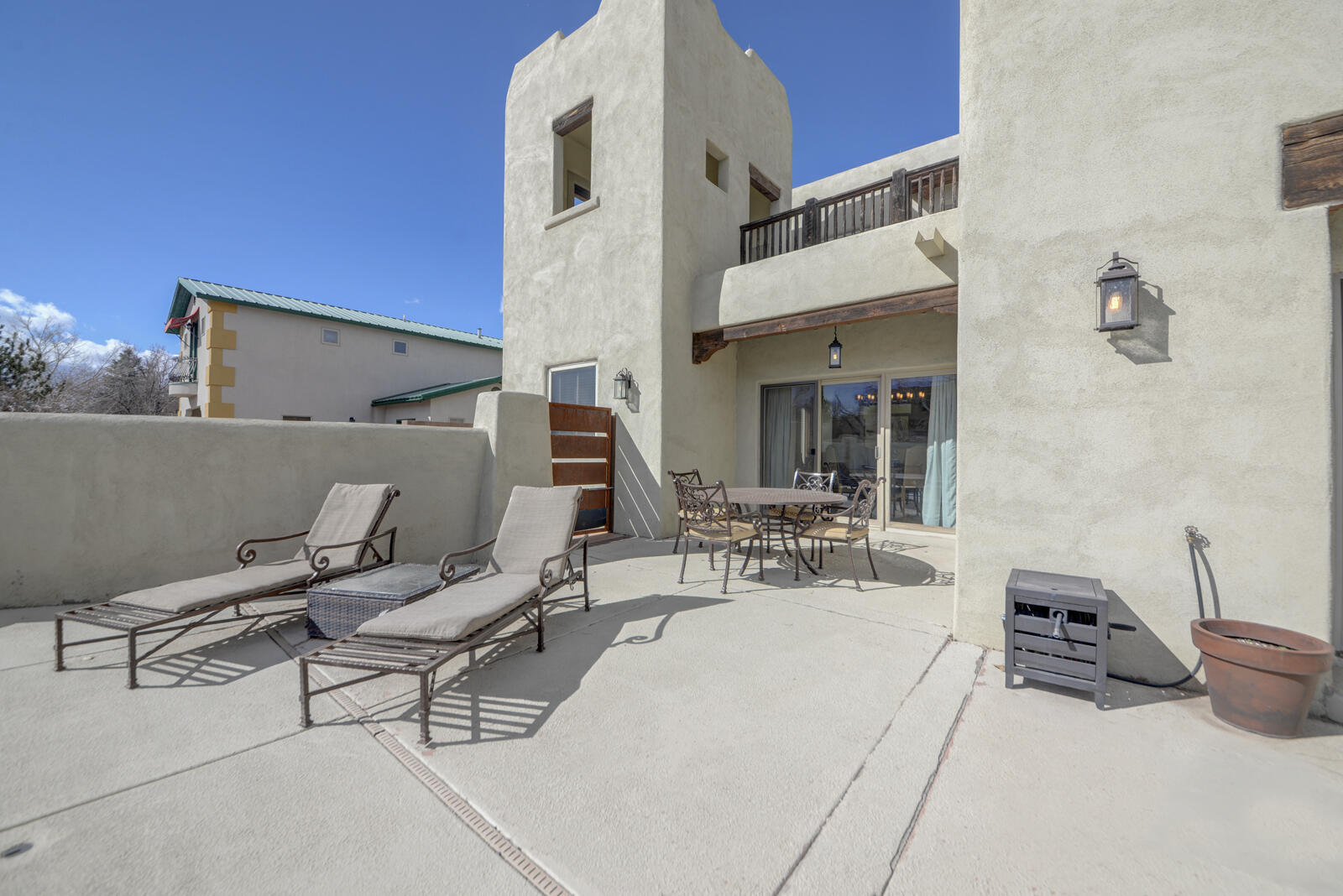 5531 Poblanos Court NW