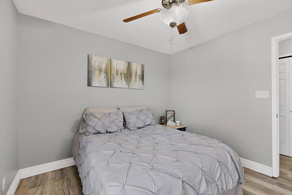 4049 Montreal Loop NE