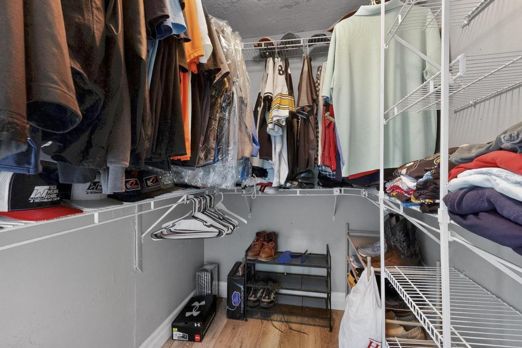 4049 Montreal Loop NE