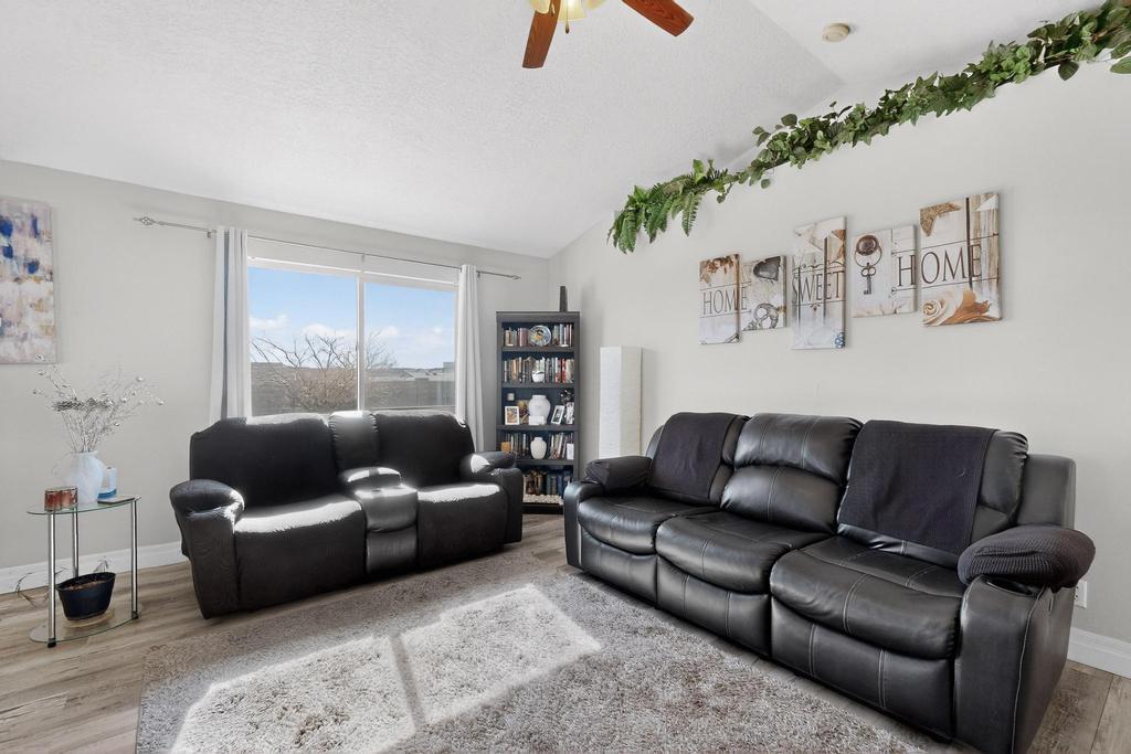 4049 Montreal Loop NE