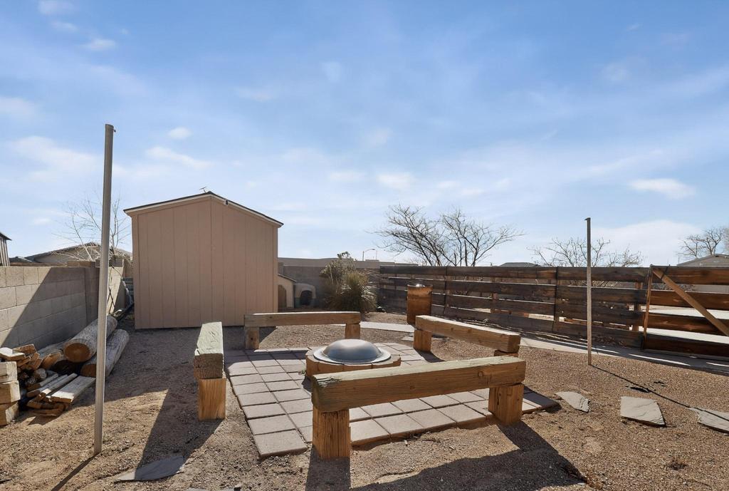 4049 Montreal Loop NE