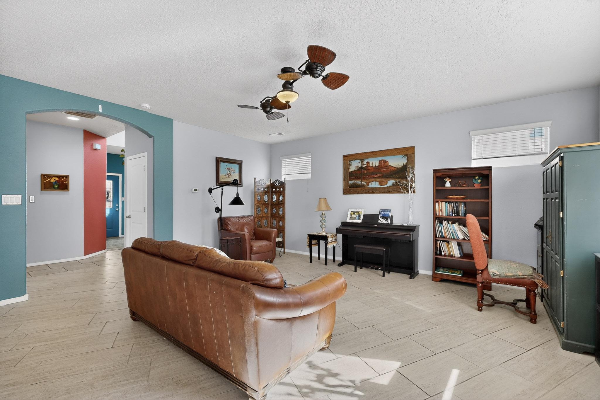 839 Ekarma Drive NW