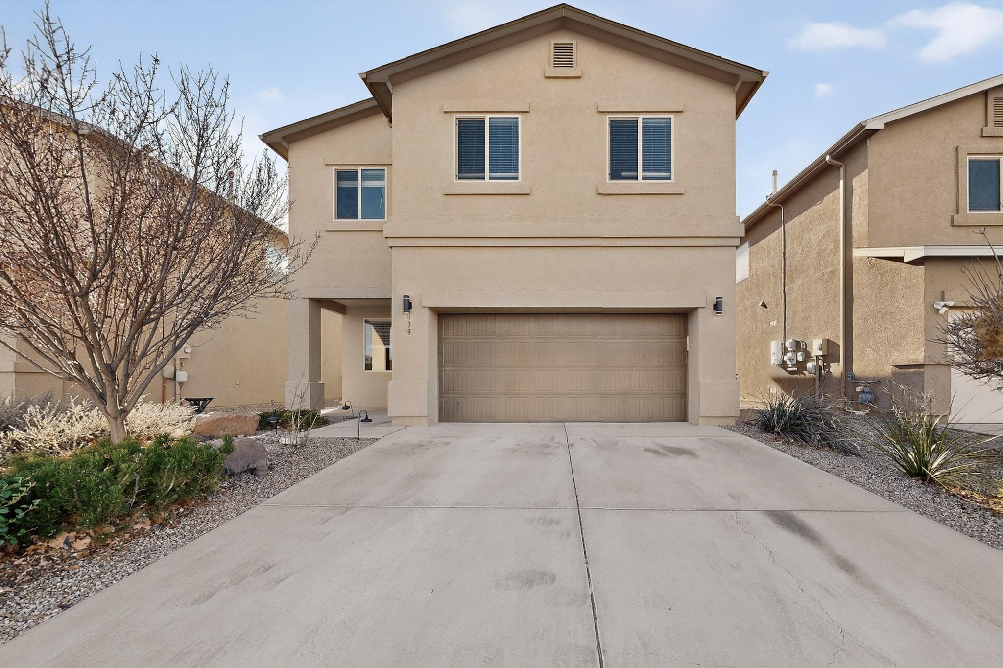 839 Ekarma Drive NW