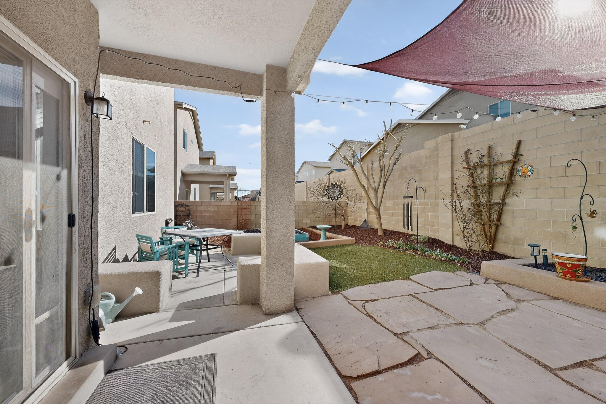 839 Ekarma Drive NW