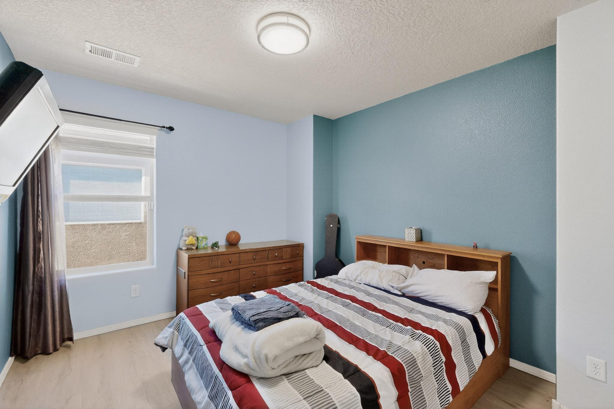 839 Ekarma Drive NW
