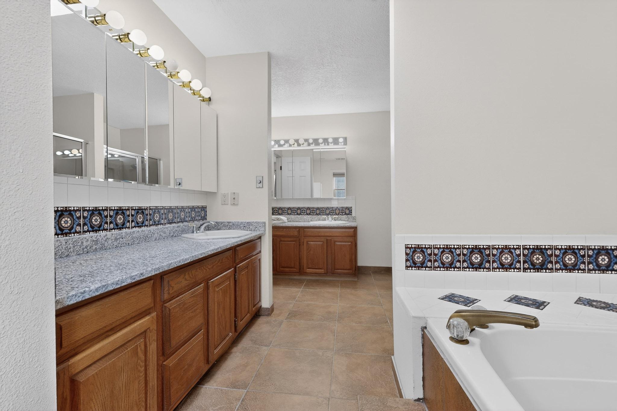 9801 Riverside Road NW