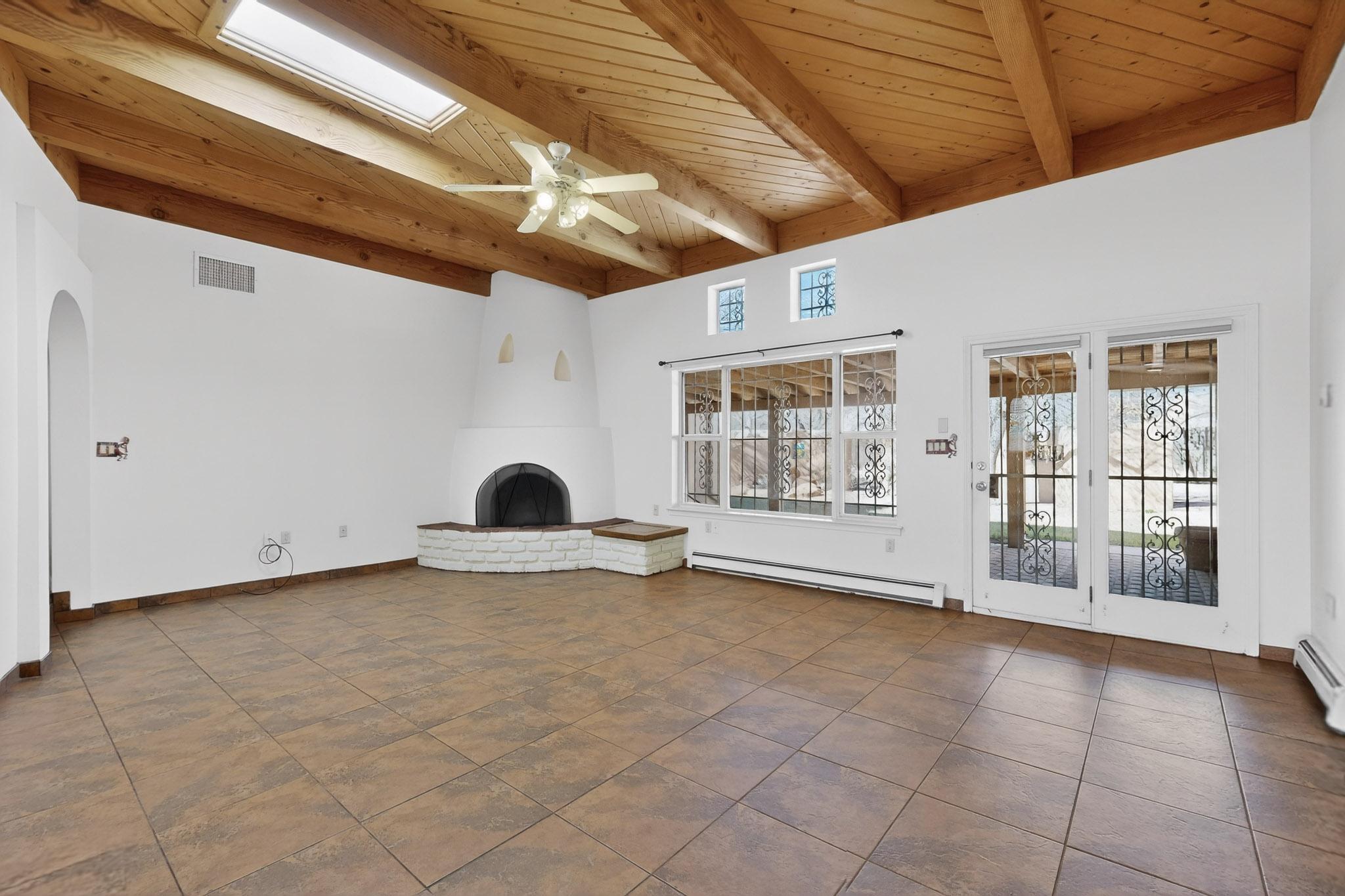 9801 Riverside Road NW