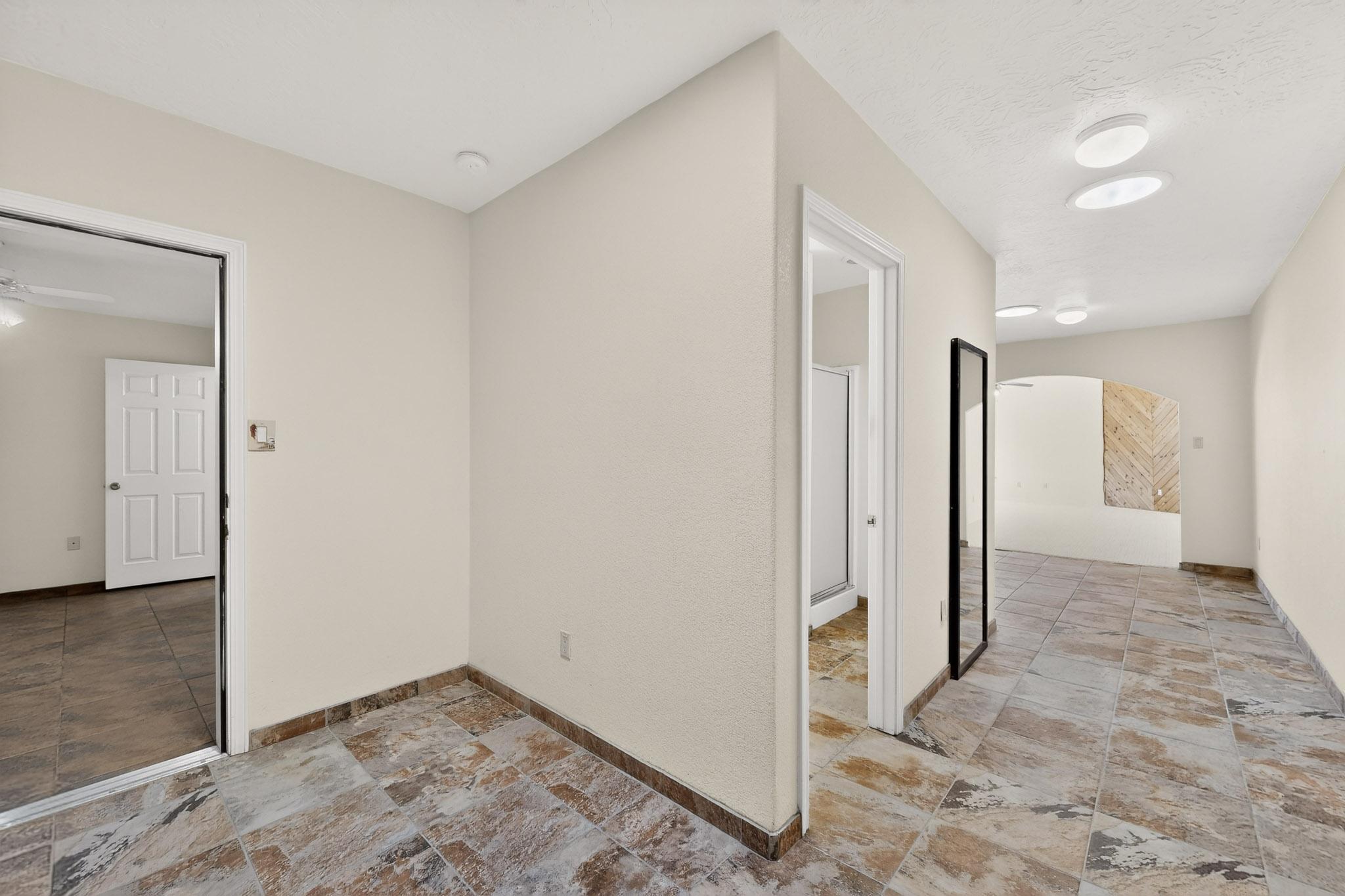 9801 Riverside Road NW