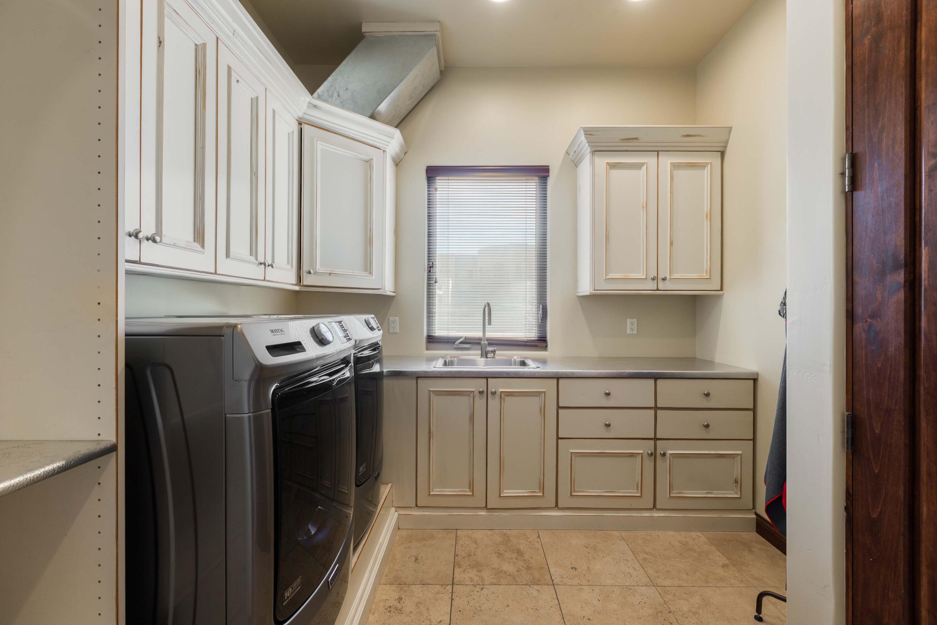8800 Tiffany Bud Court NE