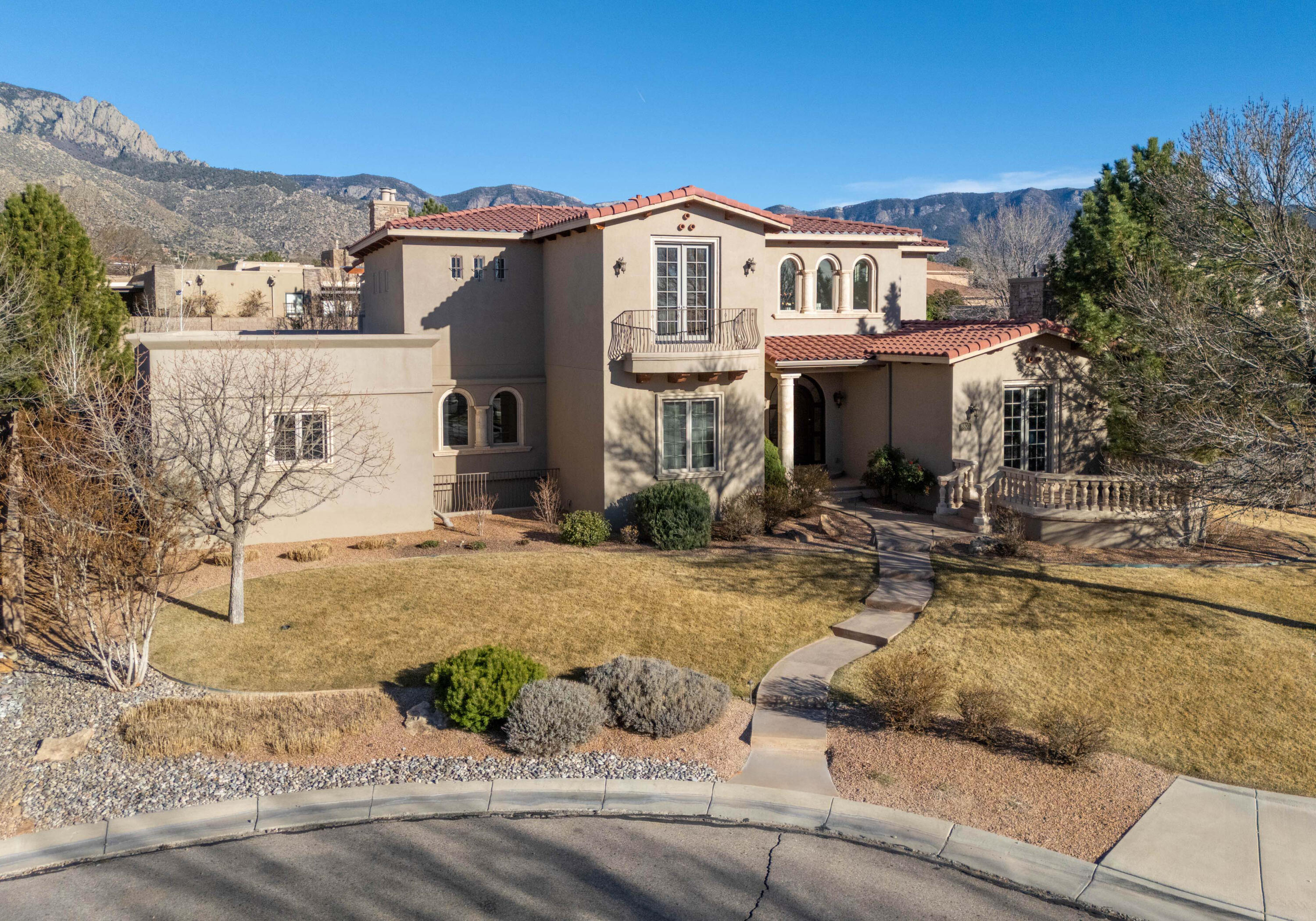 8800 Tiffany Bud Court NE