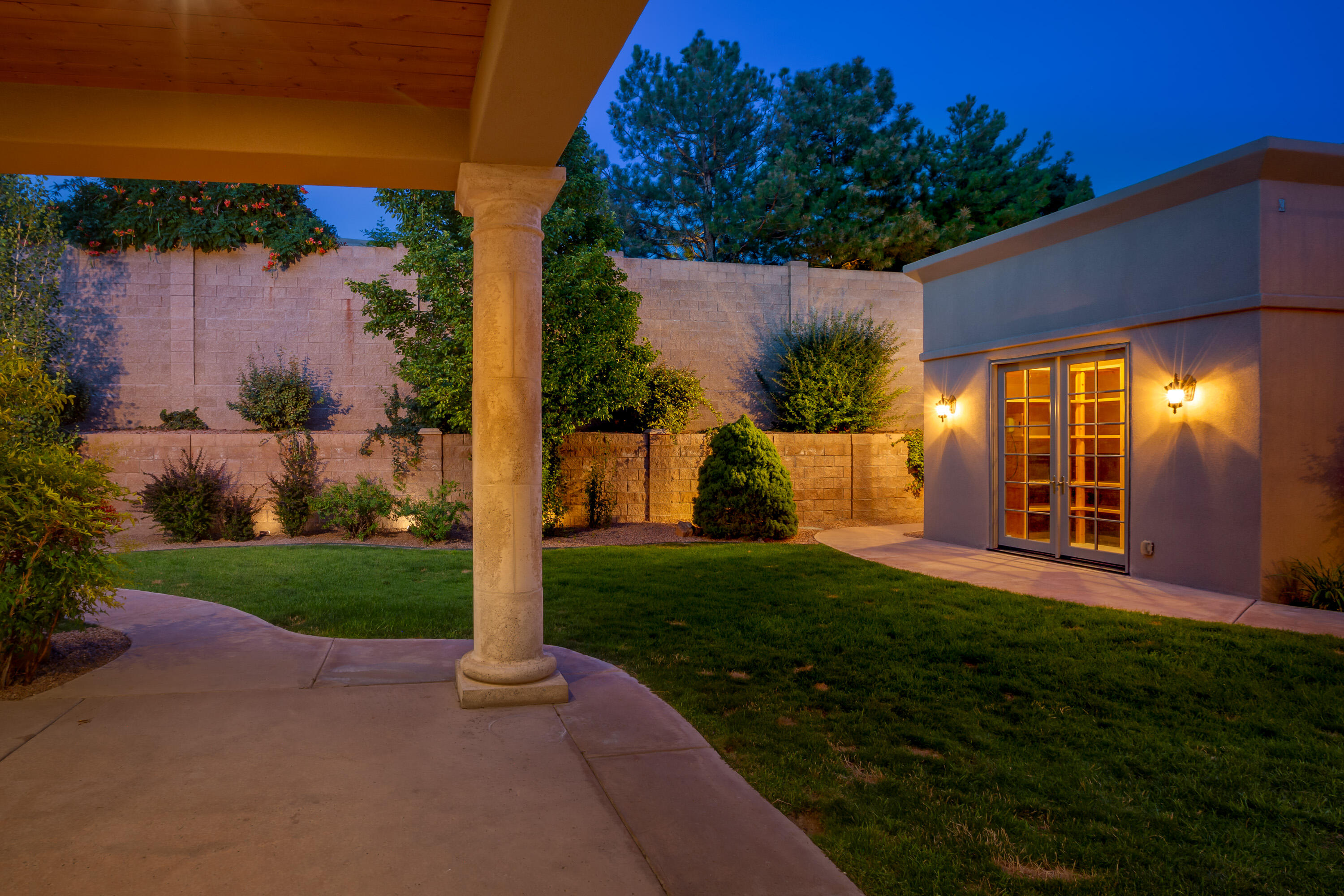 8800 Tiffany Bud Court NE