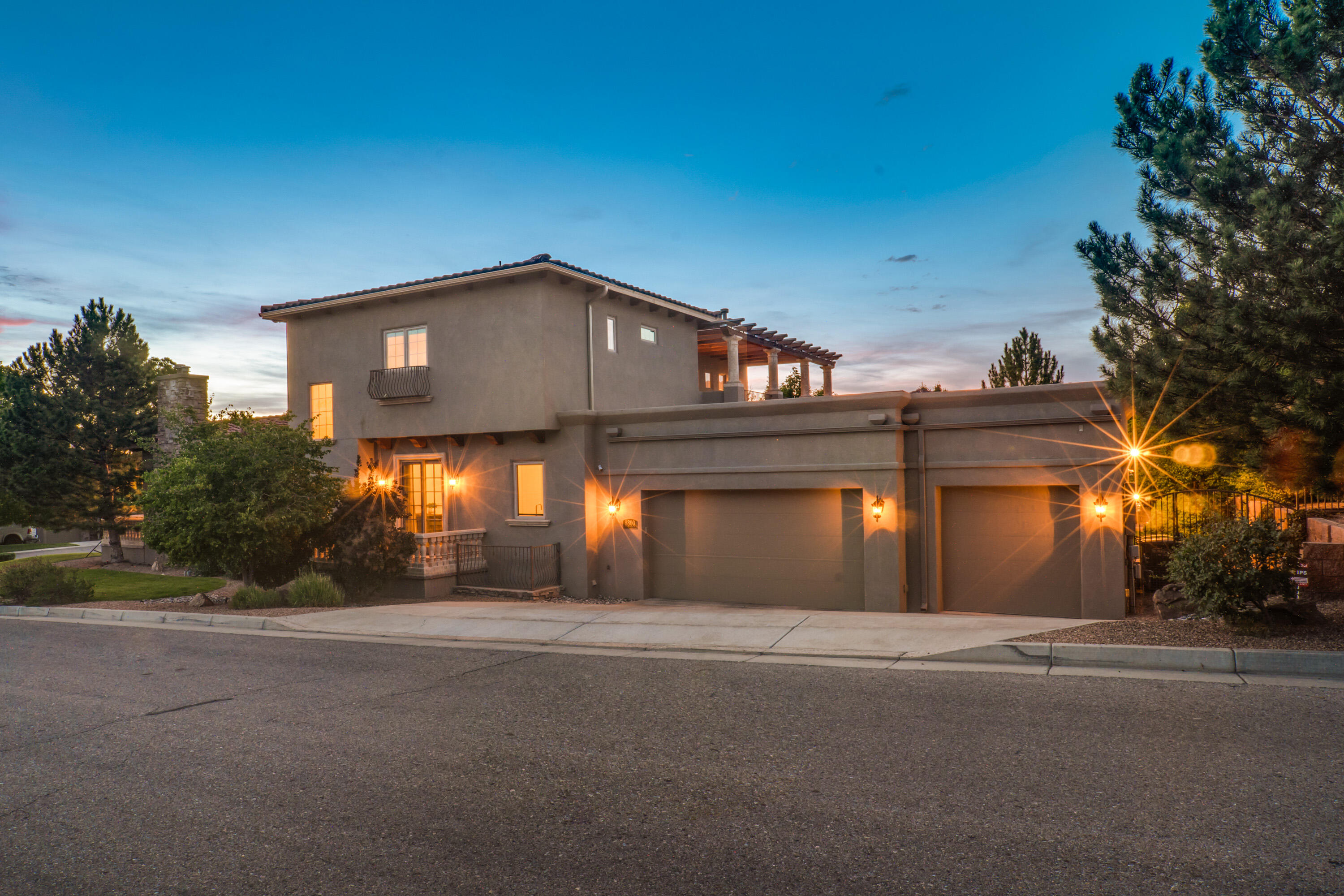 8800 Tiffany Bud Court NE