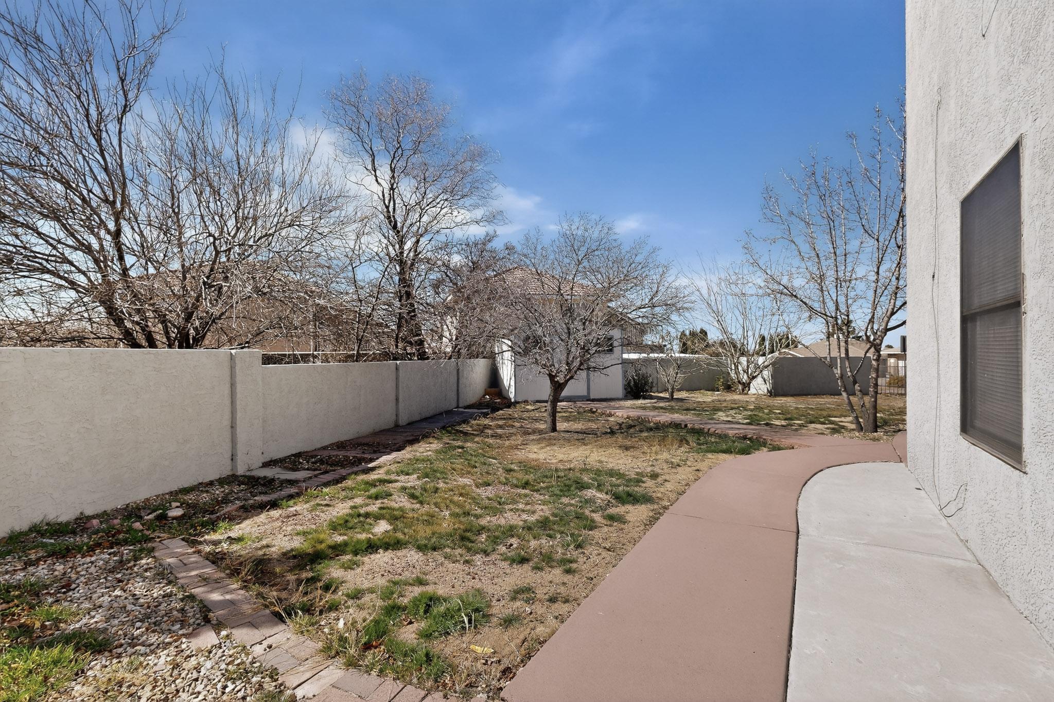 6921 White Pine Place NE