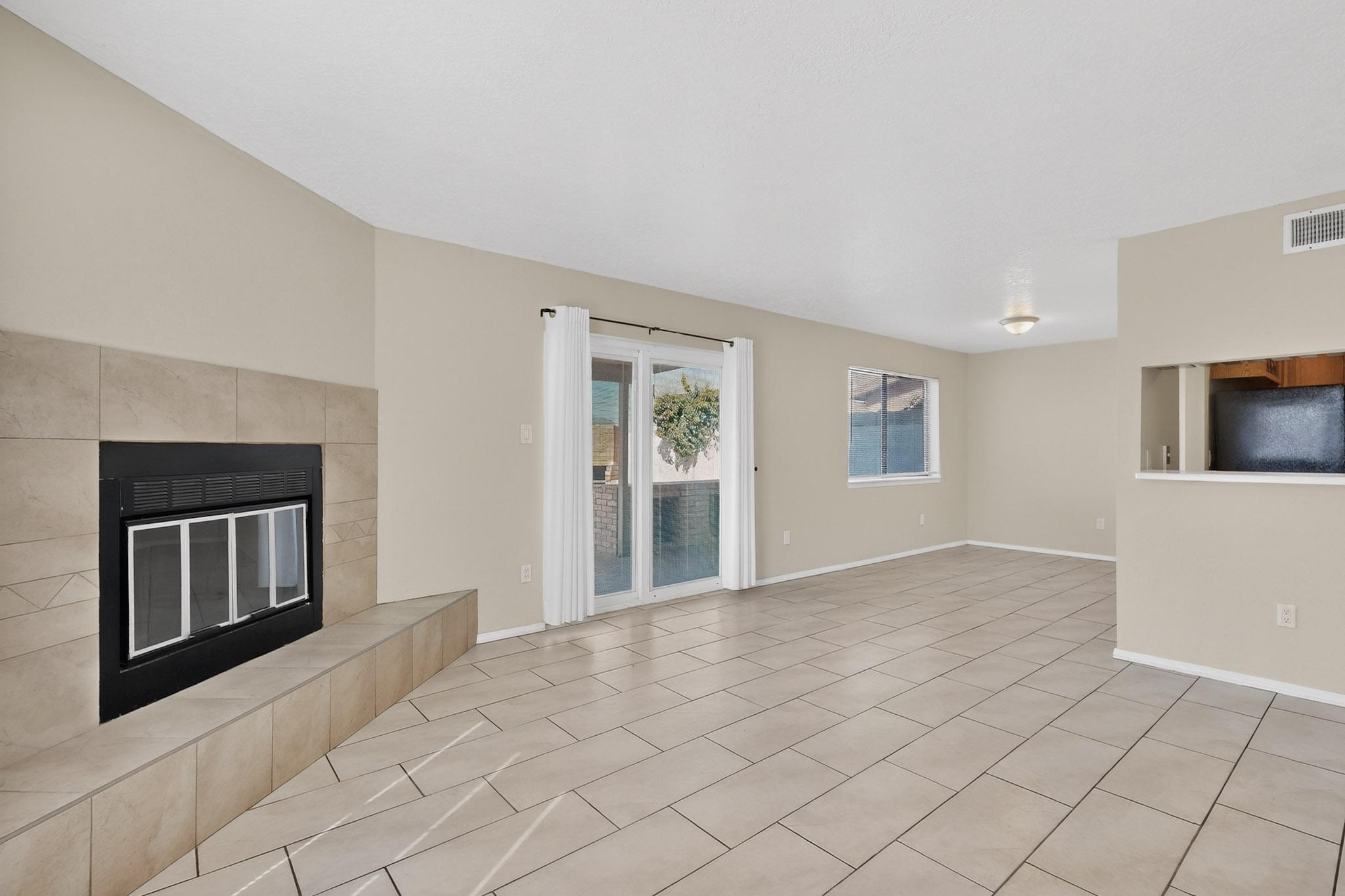 6921 White Pine Place NE