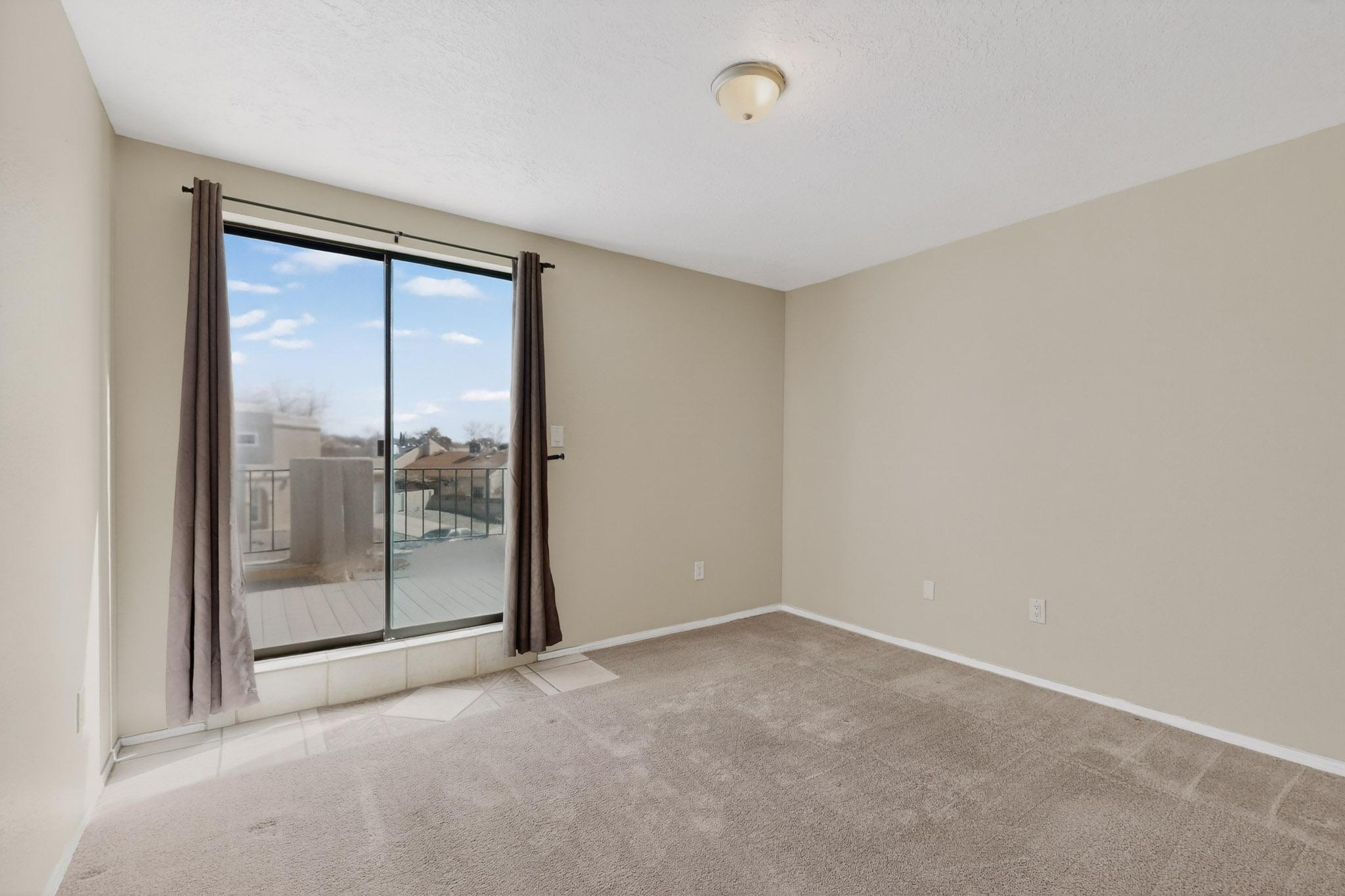 6921 White Pine Place NE