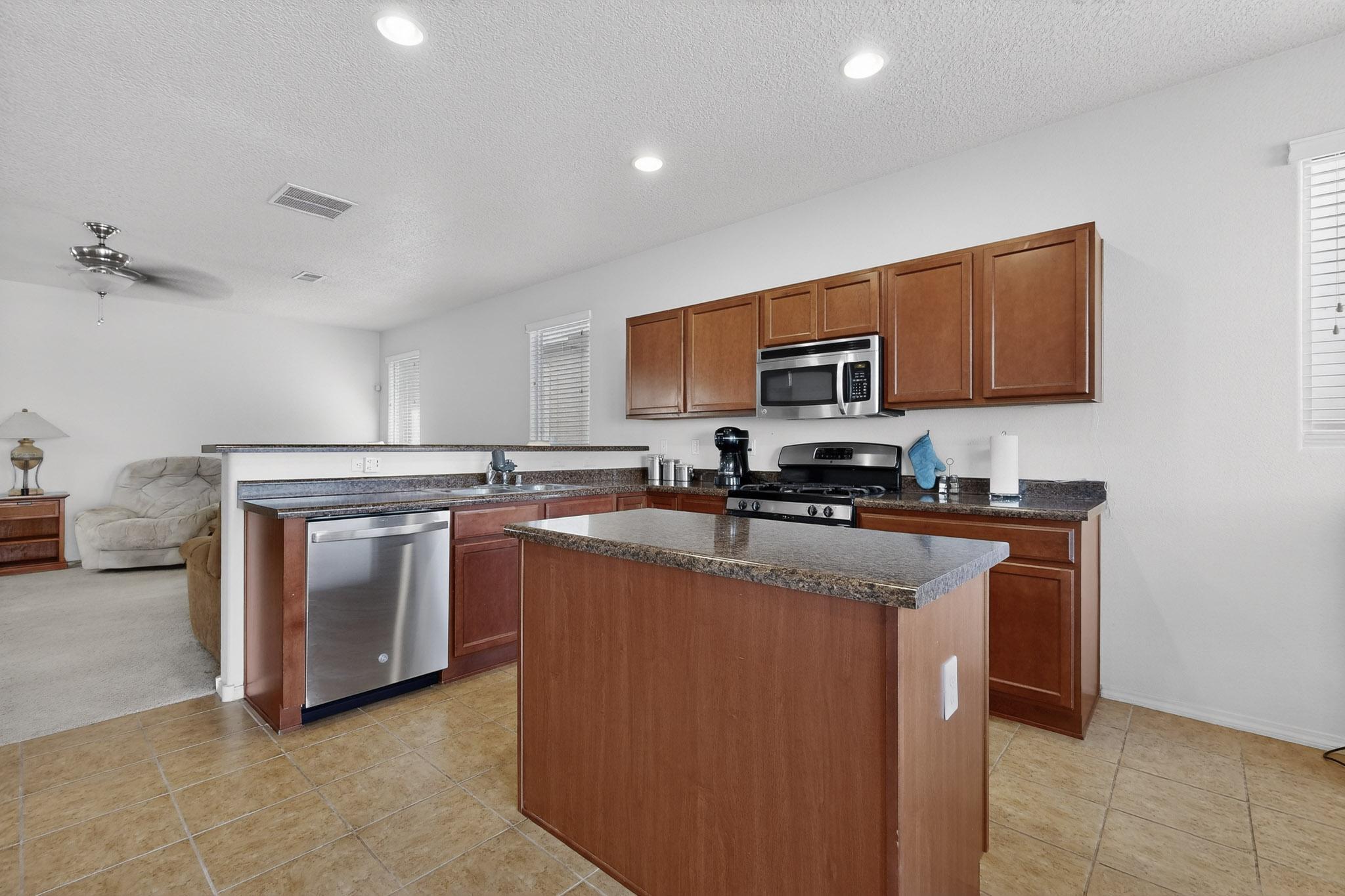 10639 Microlith Road SW