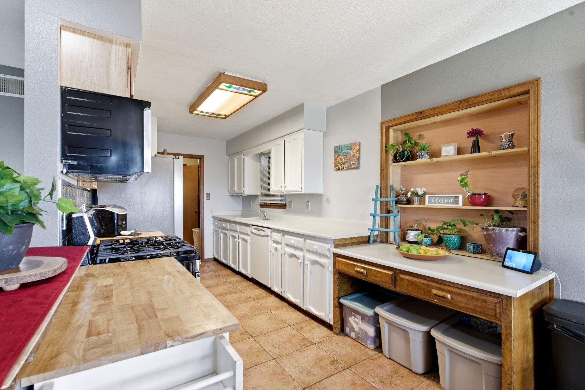 10012 Clearwater Court NW