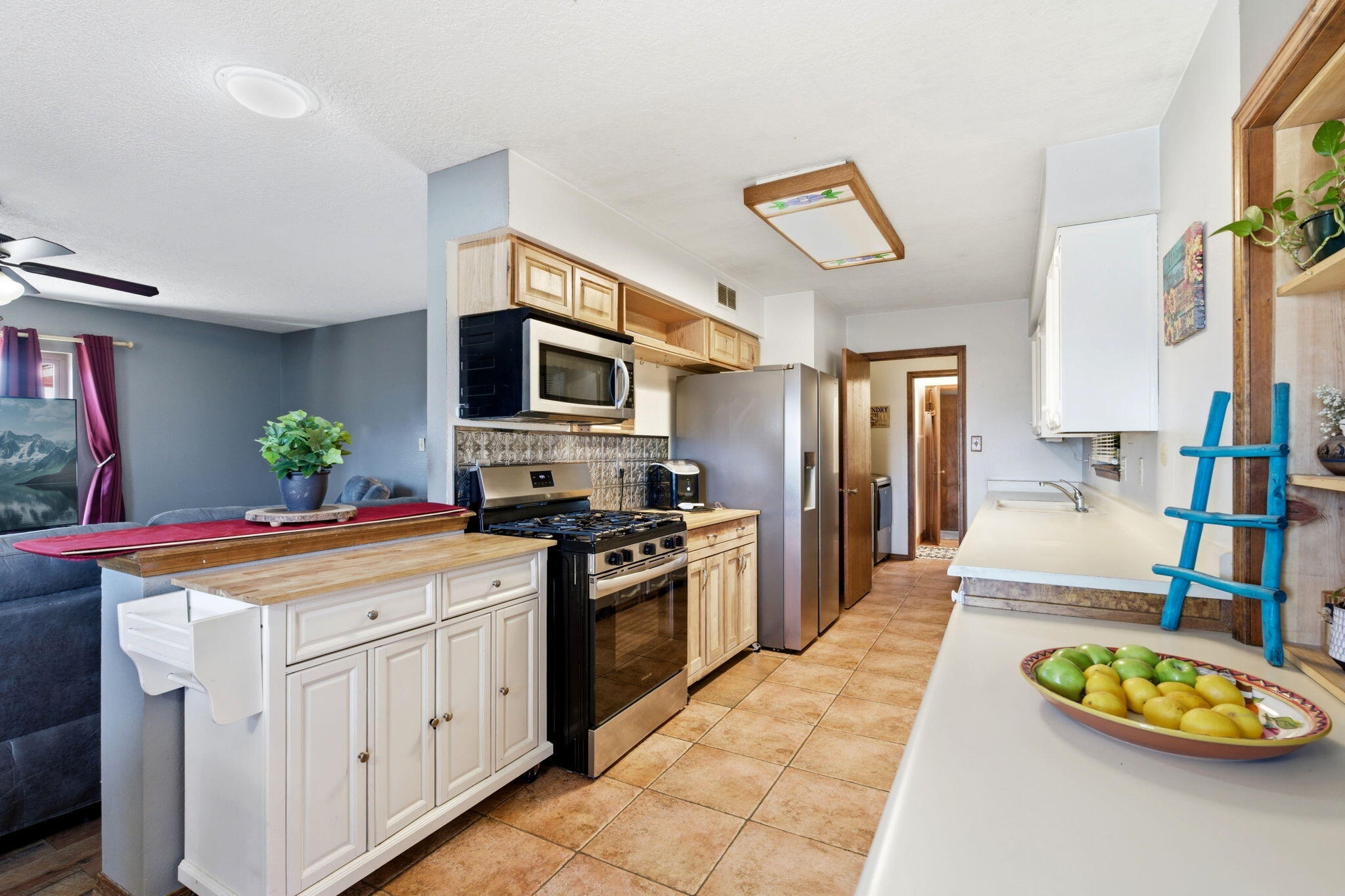 10012 Clearwater Court NW