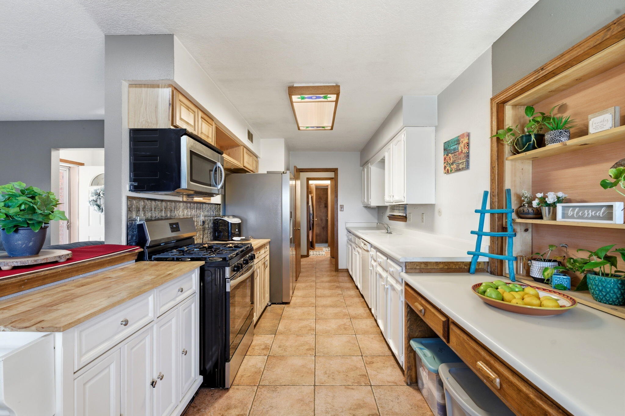 10012 Clearwater Court NW