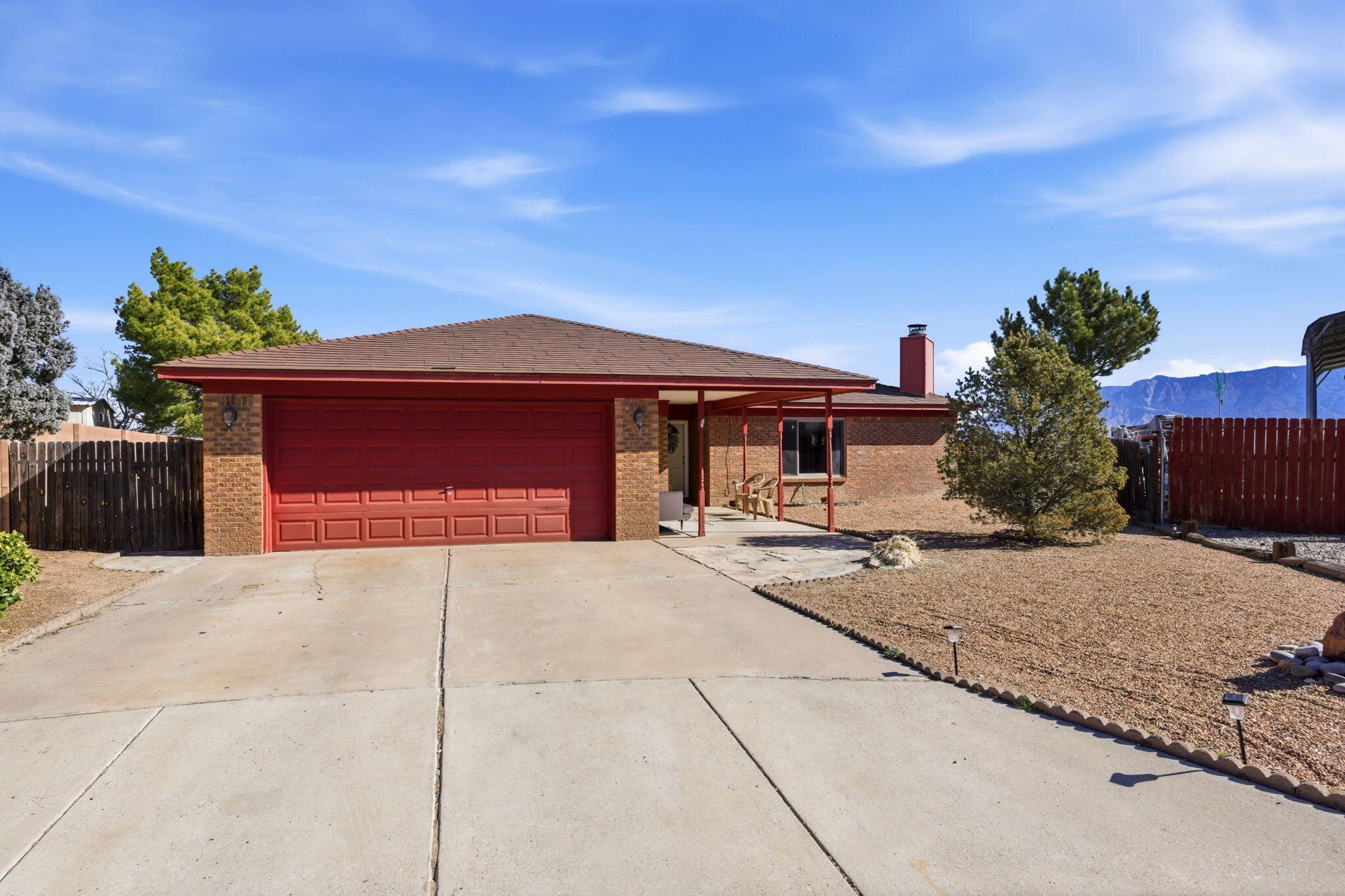10012 Clearwater Court NW